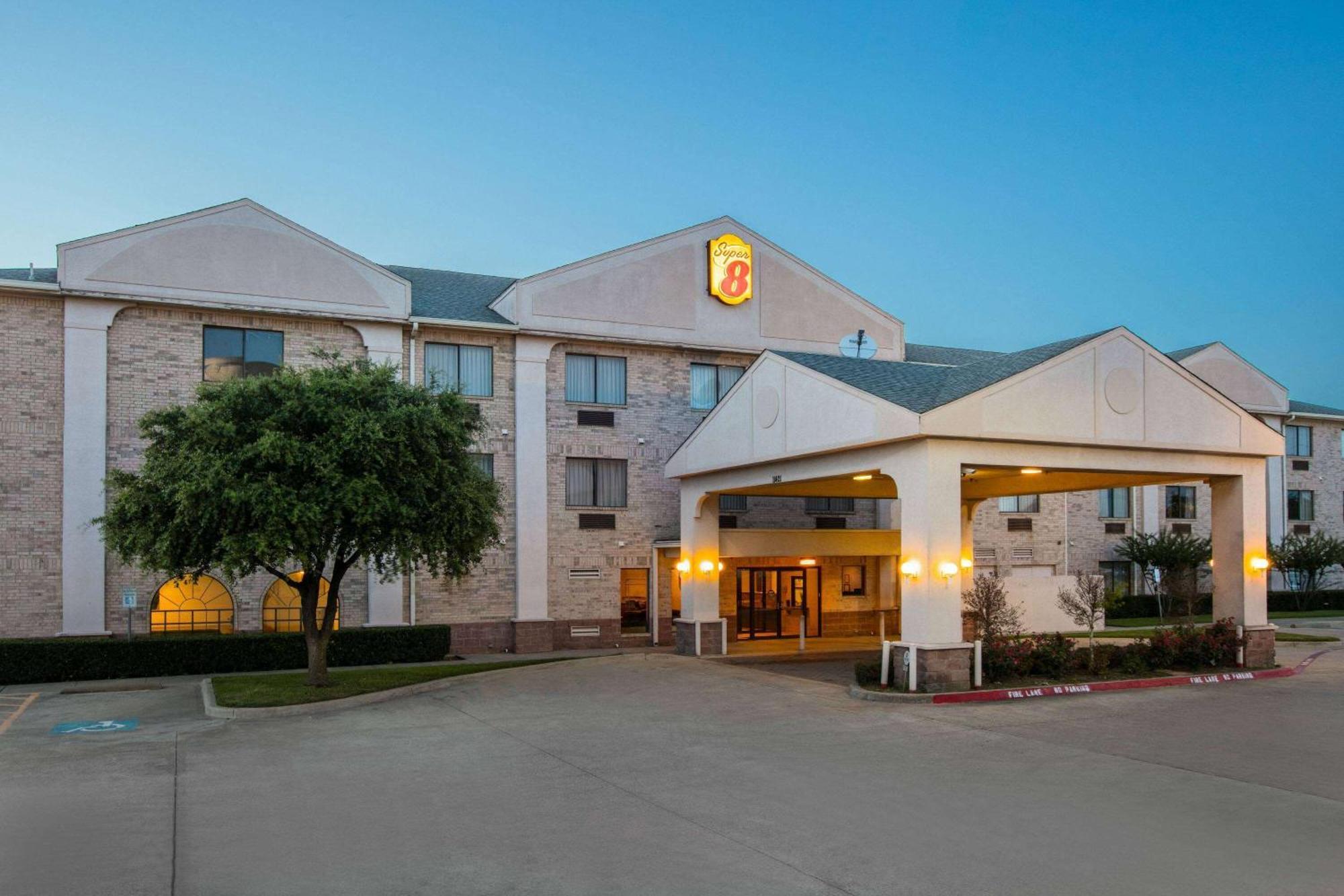 Super 8 By Wyndham Garland North Dallas Area Eksteriør billede